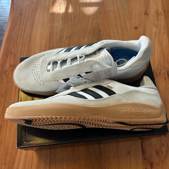 Adidas Pharrell Williams Pug trainers size 11.5 - Picture 2 of 7